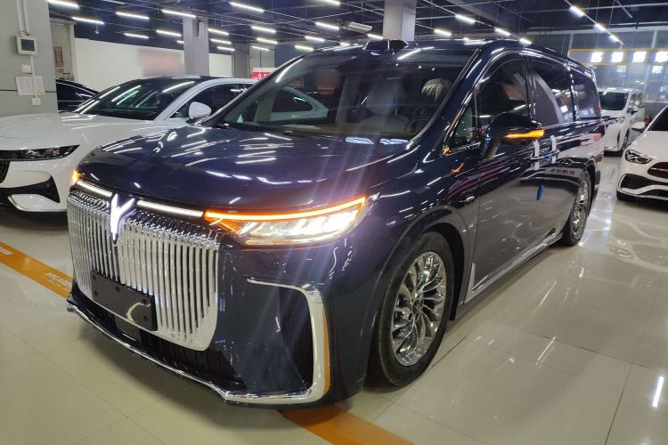 Used VOYAH Dream 2025 PHEV Four-Wheel-Drive Flagship Version – Qiankun Edition
