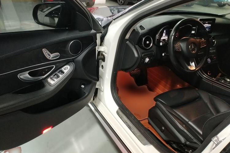 Used Mercedes-Benz C-Class 2018 C 180 L Fashion Edition Sport Version