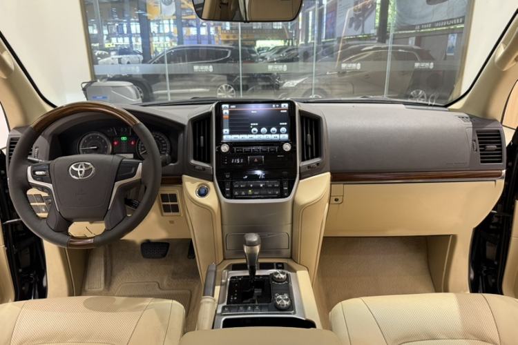 Used Toyota Land Cruiser 2017 4.0L Automatic Parallel Import