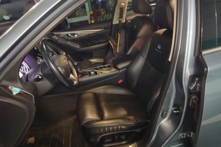 Used Infiniti Q50L 2015 2.0T Enjoyment Edition