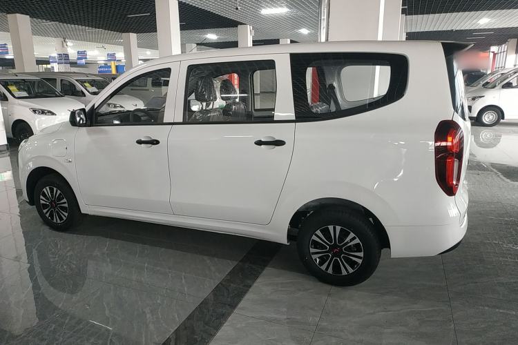 Used Wuling Hongguang New Energy 2024 All-Electric Model 300KM Practical Version
