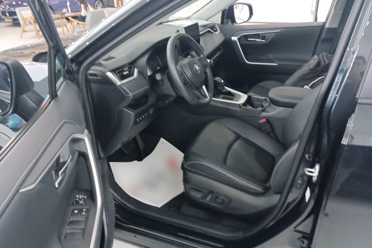 Used Toyota RAV4 2023 2.0L CVT Two-Wheel Drive Fashion Plus Edition
