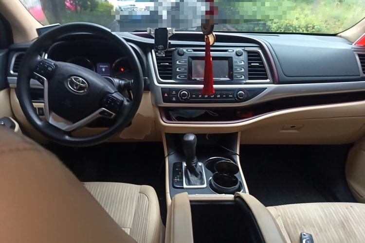 Used Toyota Highlander 2015 2.0T Four-Wheel Drive Elite Edition 7-Seater
