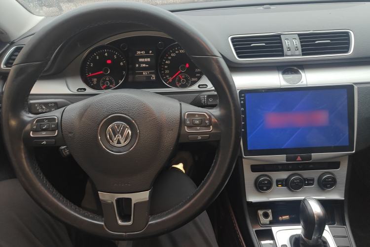 Used Volkswagen Magotan 2015 1.8TSI Advanced Model
