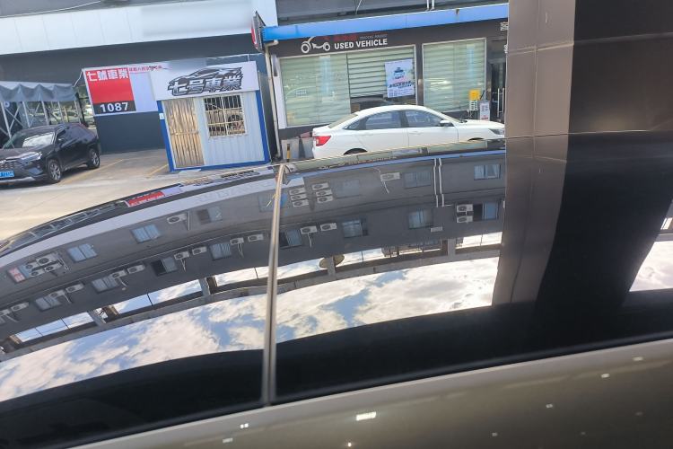 Used Li Auto L8 2023 Max model
