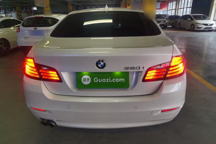 Used BMW 5 Series 2015 520i Elegant Edition
