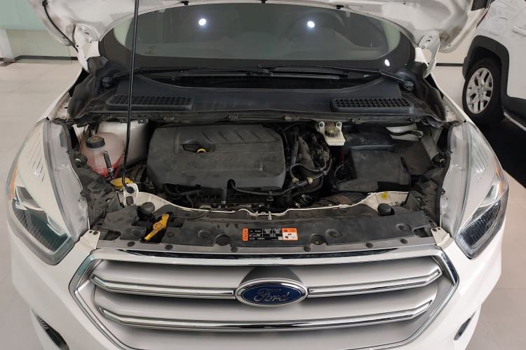 Used Ford Kuga 2017 EcoBoost 180 Two-Wheel-Drive Platinum Edition