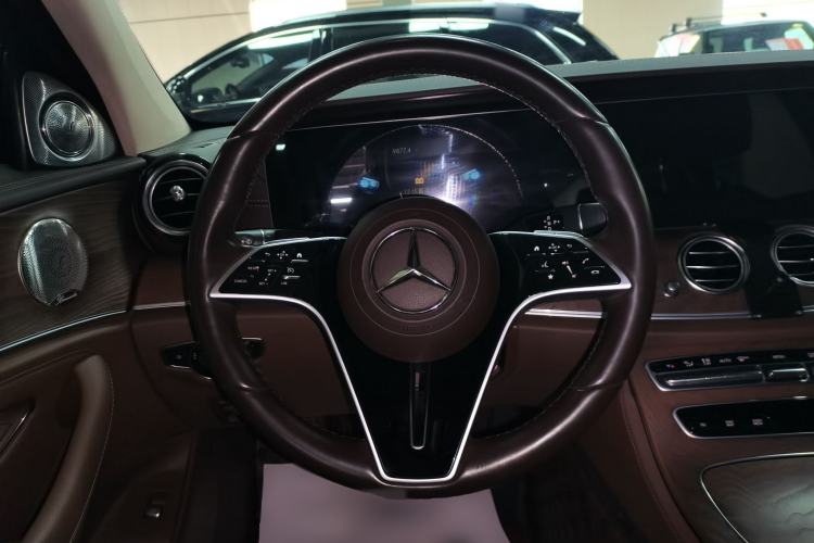 Used Mercedes-Benz E-Class 2021 Restyled E 300 L Luxury Edition
