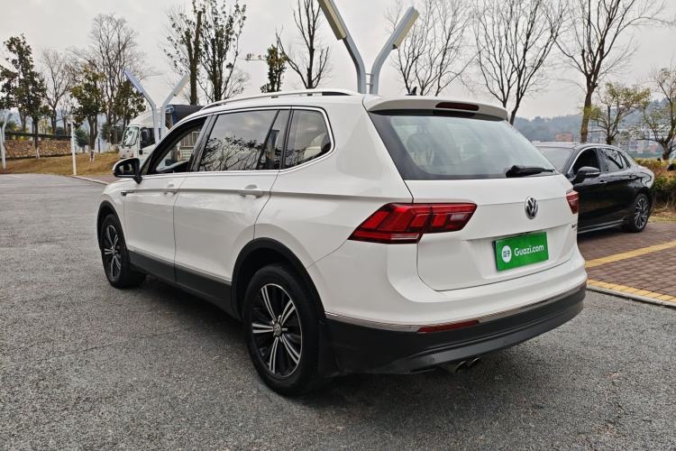 Used Volkswagen Tiguan L 2019 330TSI Automatic Two-Wheel Drive Panoramic Comfort Edition China VI Standard