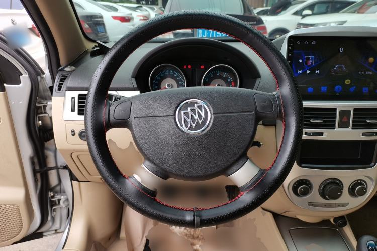 Used Buick Excelle 2013 1.5L Manual Classic Model
