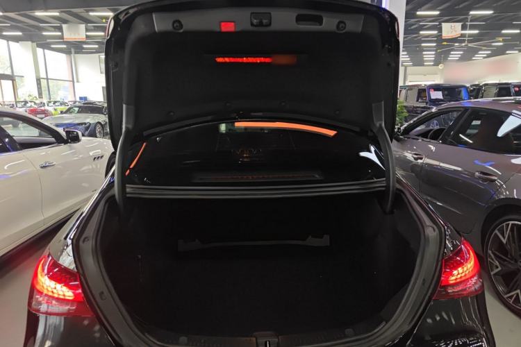 Used Mercedes-Benz E-Class 2021 Facelift E 260 L Sport Edition
