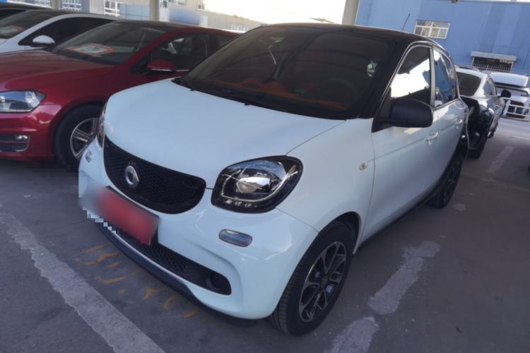 Used  forfour 2016 1.0L 52 kW Passion Edition
