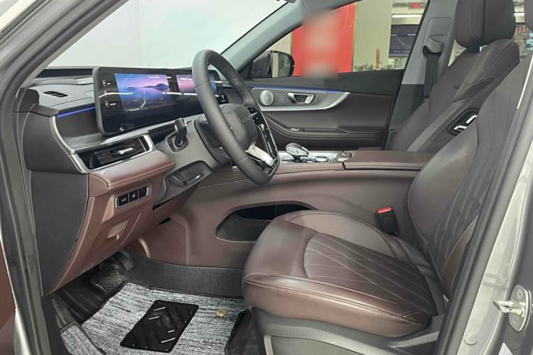 Used Chery Tiggo 8 PRO 2024 Champion Edition 390T Two-Wheel Drive Peak Version 5 Seats
