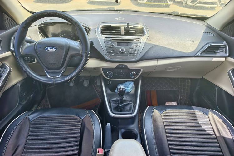 Used Ford Escort 2015 1.5L Manual Comfort Model
