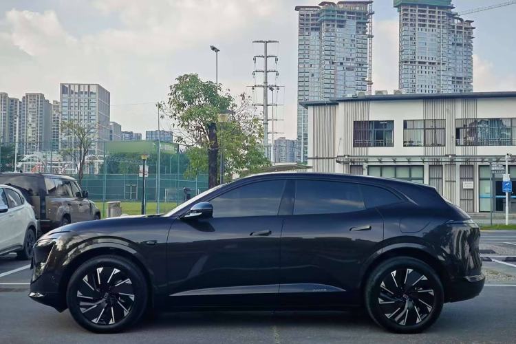 Used  07 2024 Pro+ All-Electric Version
