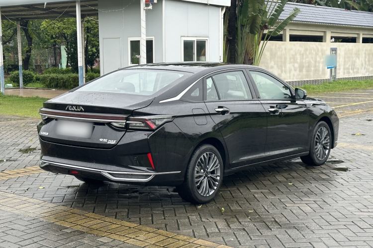 Used Dongfeng Aeolus Yixuan MAX 2021 1.5T Super Cool Dad Edition