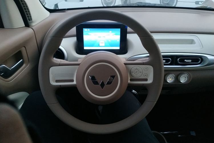 Used Wuling Hongguang MINIEV 2025 Four-Door Version Advanced Edition
