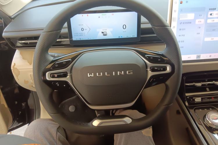 Used Wuling Xingguang 2023 150 Advanced Edition
