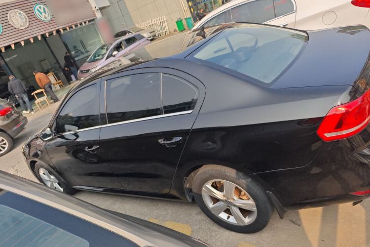 Used Volkswagen Lavida 2017 1.6L Automatic Fashion Edition
