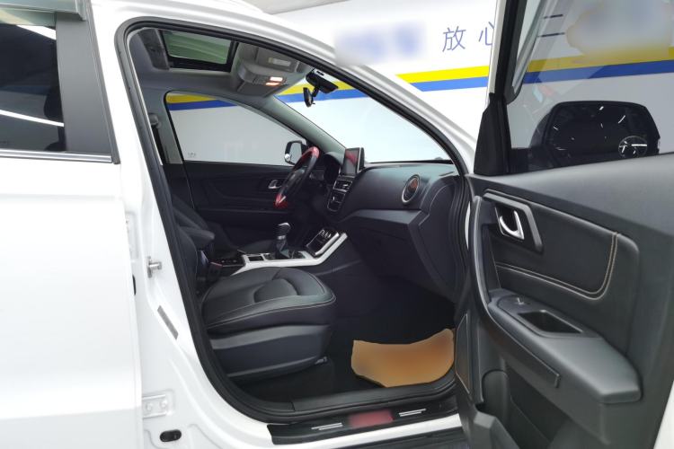 Used Bestune X40 2019 1.6L Manual Luxury Model China VI Standard