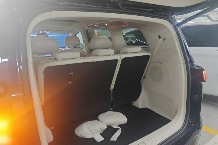 Used VOYAH Dream 2025 PHEV Four-Wheel-Drive Flagship Kunpeng Edition
