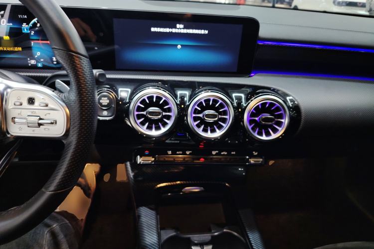 Used Mercedes-Benz A-Class 2022 Revised Version A 200 L Sport Sedan Fashionable Style