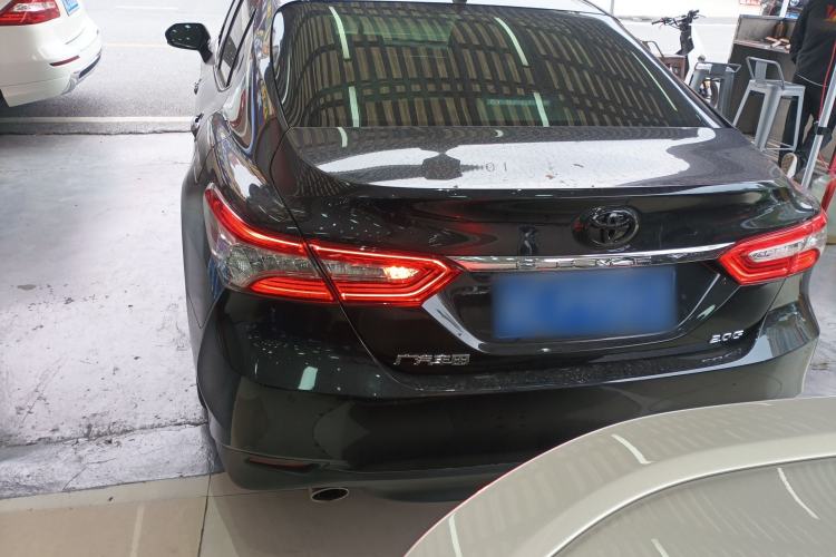 Used Toyota Camry 2021 2.0G Luxury Edition
