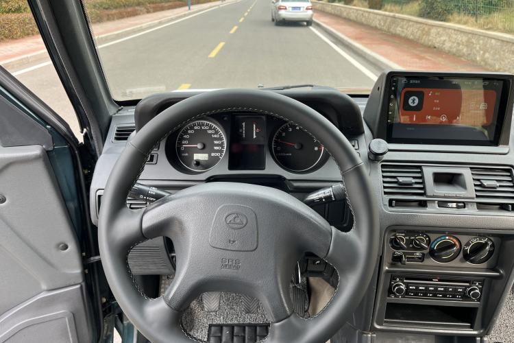 Used Leopaard 6481 2009 2.2L Manual Two-Wheel Drive
