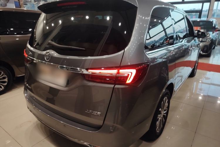 Used Buick GL8 2021 Land Cruiser Executive Class 652T Smart Luxury Model
