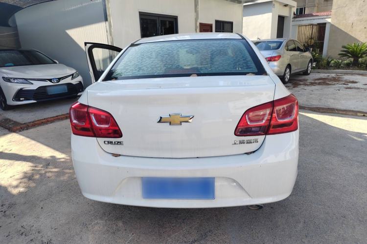 Used Chevrolet Cruze 2015 1.5L Classic SL MT