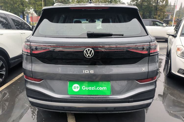 Used Volkswagen ID.6 X 2022 Smart Enjoyment Long-Range Edition
