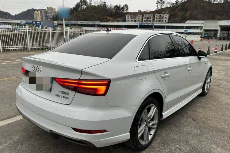 Used Audi A3 2020 Limousine 35 TFSI Fashion Edition China VI Emission Standard
