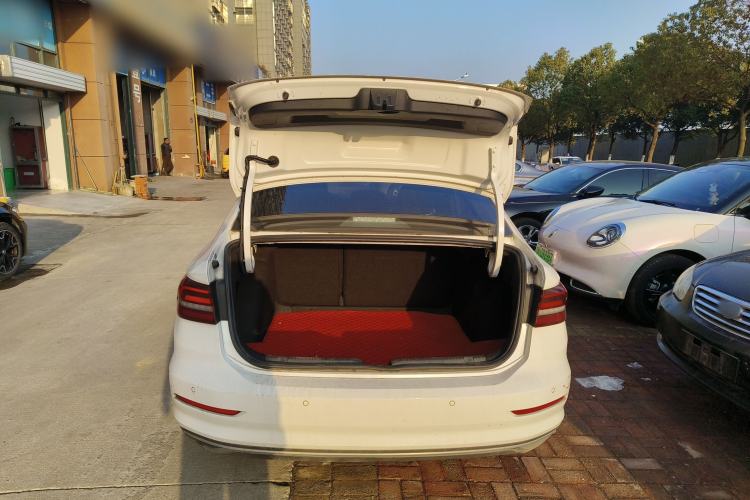 Used Volkswagen Lavida 2022 1.5L Automatic Comfort Edition