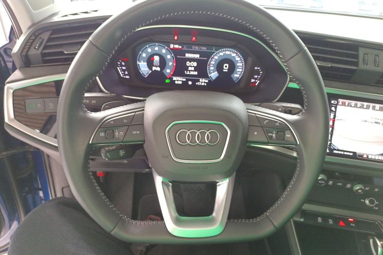 Used Audi Q3 2020 35 TFSI Fashion Dynamic Model