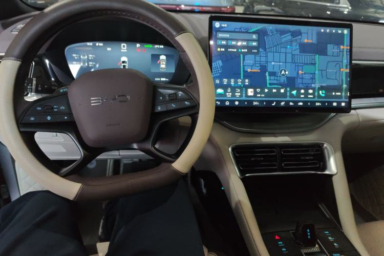 Used BYD Song PLUS New Energy 2025 EV Intelligent Driving Version 520km Premium Model
