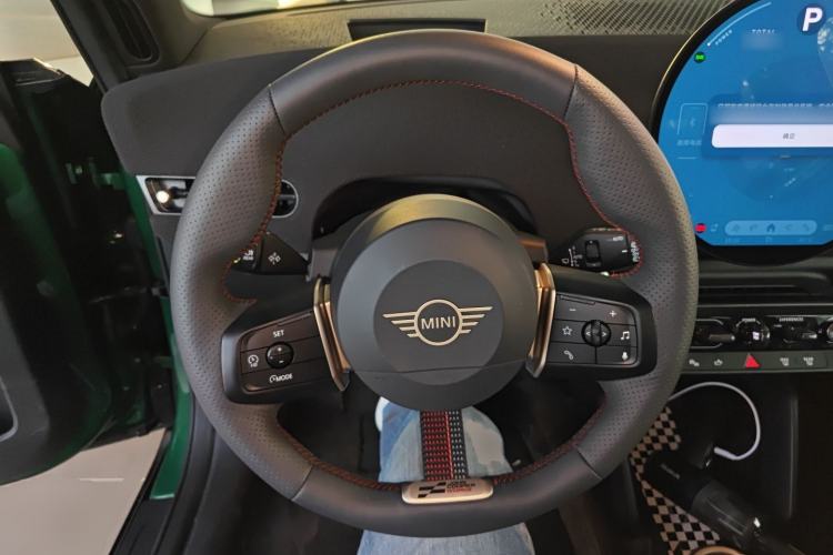 Used  Electric MINI COOPER 2024 452km COOPER SE Racing Driver
