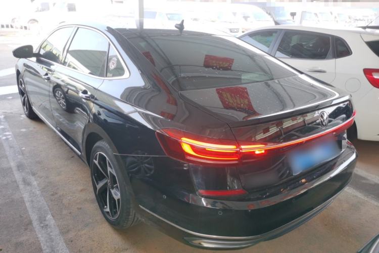 Used Volkswagen Passat 2023 330TSI Starry Luxury Edition
