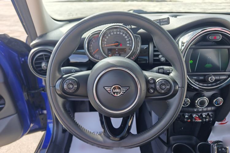 Used  MINI 2019 1.5T ONE PLUS Five-Door Edition
