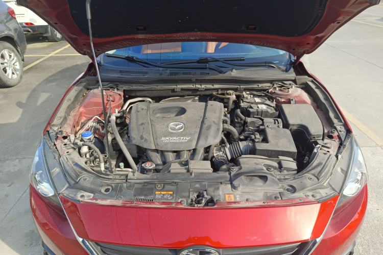 Used Mazda Mazda 3 Axela 2016 Sedan 1.5L Automatic Comfort Model
