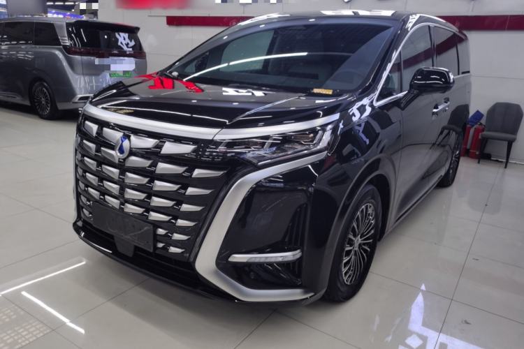 Used Denza D9 2022 DM-i 970 Four-Wheel Drive Flagship Model