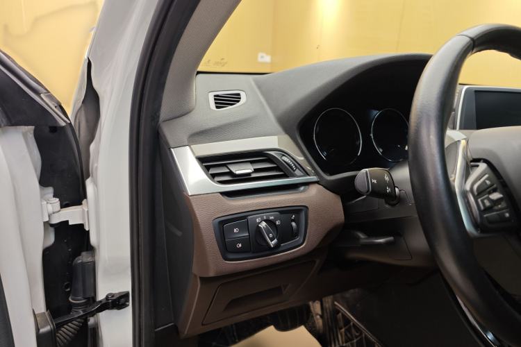 Used BMW X1 2019 sDrive18Li Premium Edition
