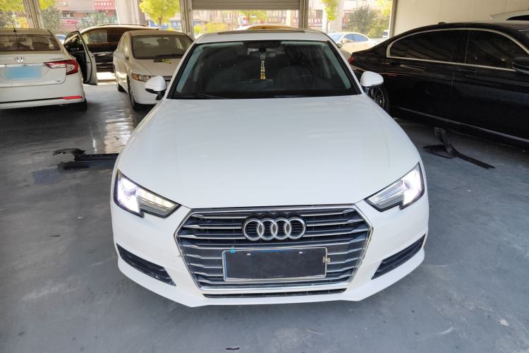 Used Audi A4L 2017 Plus 40 TFSI Ambition Model
