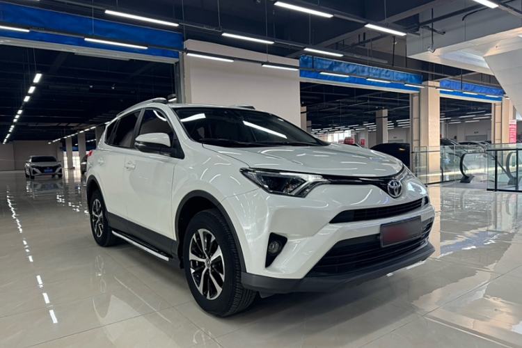 Used Toyota RAV4 2016 2.0L CVT Two-Wheel Drive Urban Edition China V Standard