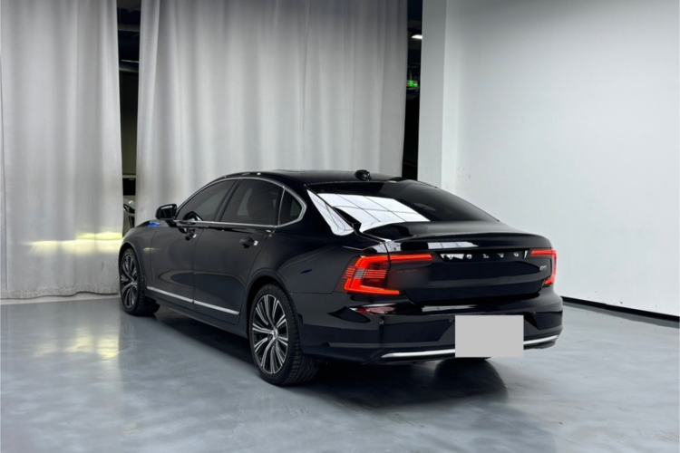 Used Volvo S90 2023 B5 Zhiyuan Luxury Edition
