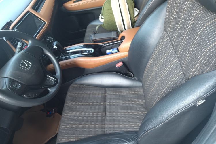 Used Honda Vezel 2016 1.8L CVT Front-Wheel Drive Pioneer Edition