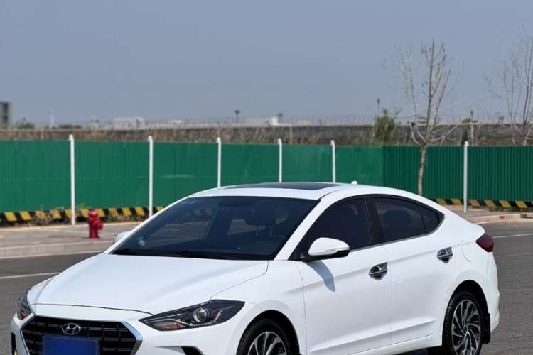 Used Hyundai Elantra 2019 1.4T Dual-Clutch Xuan Dong · Dynamic Model
