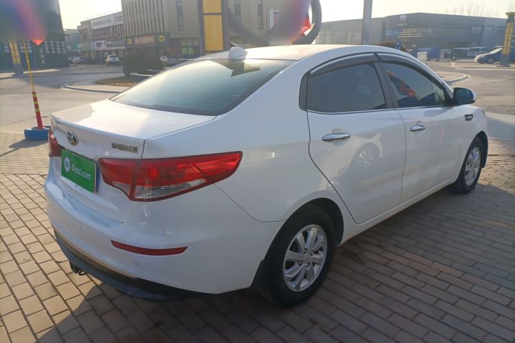 Used Kia K2 2015 Sedan 1.4L MT GLS
