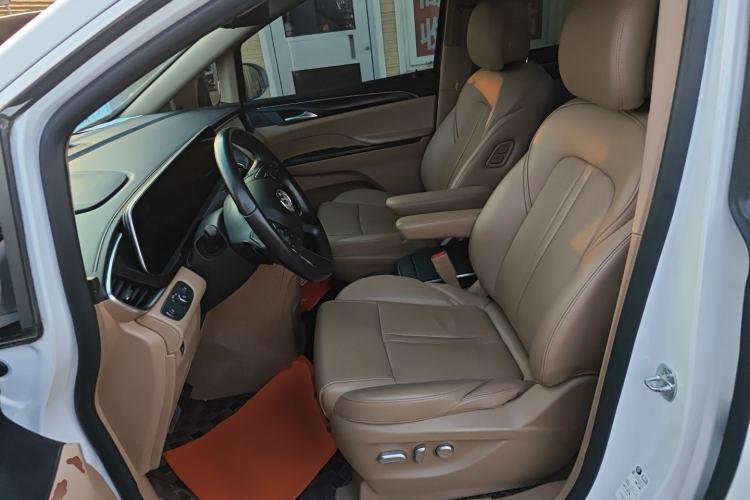 Used Buick GL8 2021 ES Landtrek 653T Luxury Model
