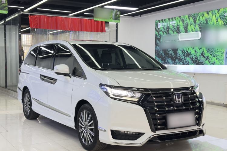 Used Honda Elysion 2022 2.0L eHEV Luxury First Edition
