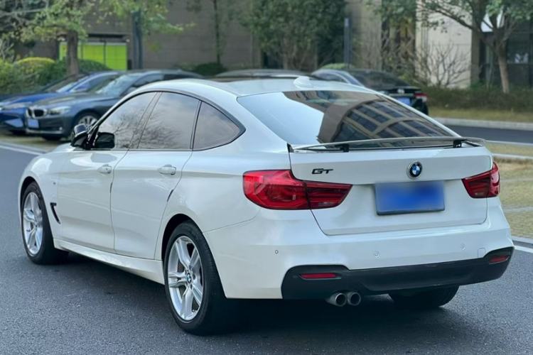 Used BMW 3 Series GT 2017 320i M Sport
